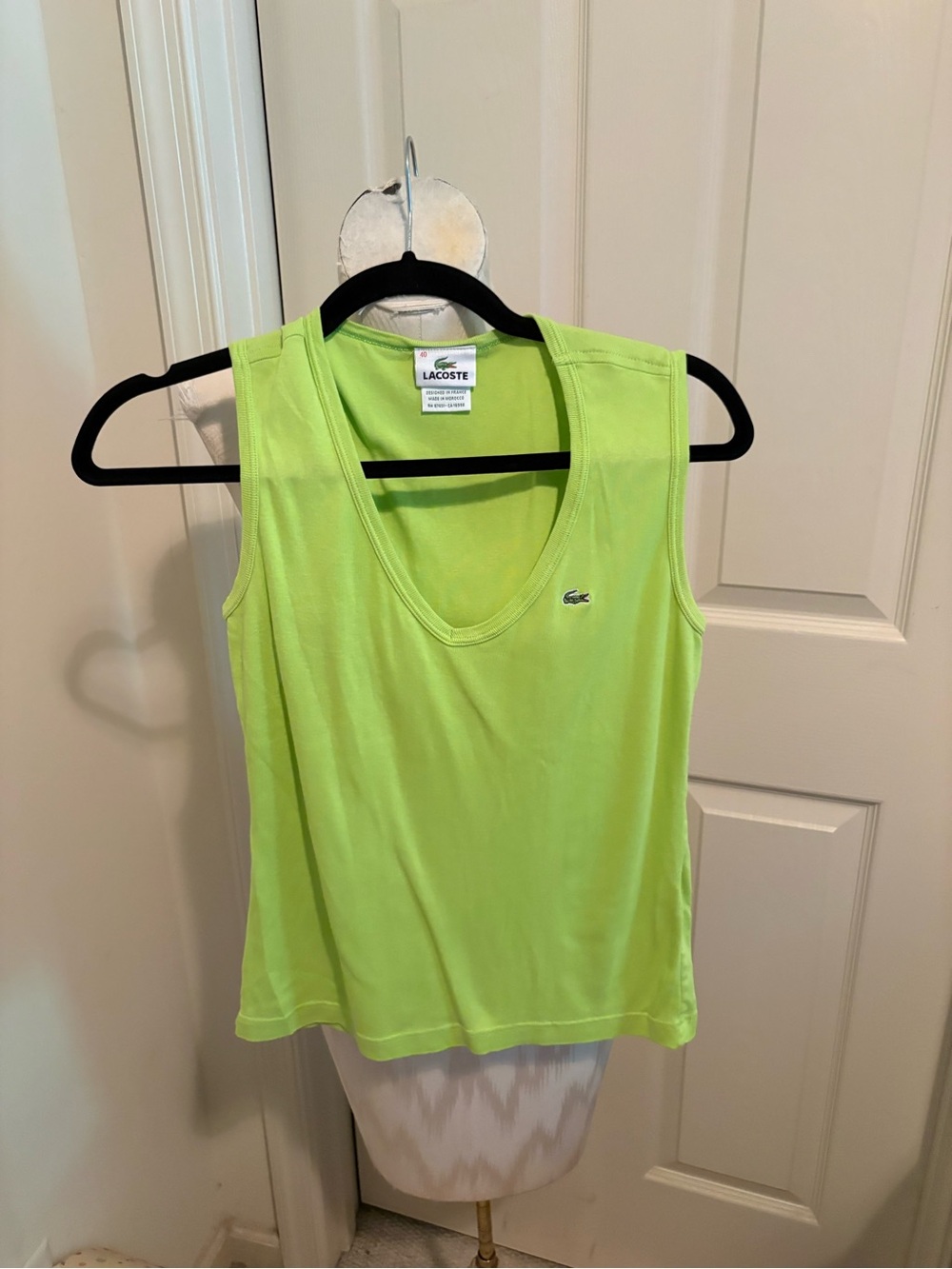 Lacoste Women's Neon Lime V-Neck Sleeveless Tank size 40